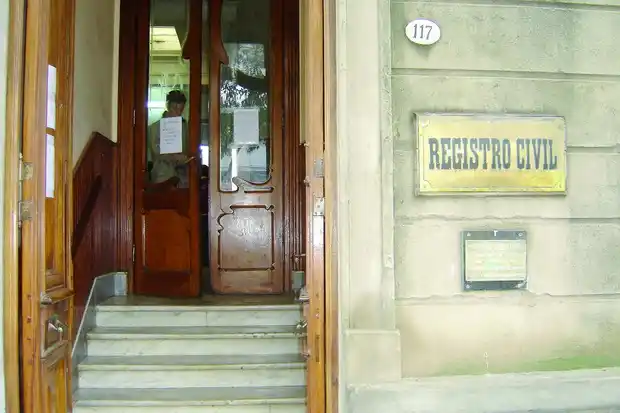 Disponen un operativo en los Registros Civil por las elecciones PASO