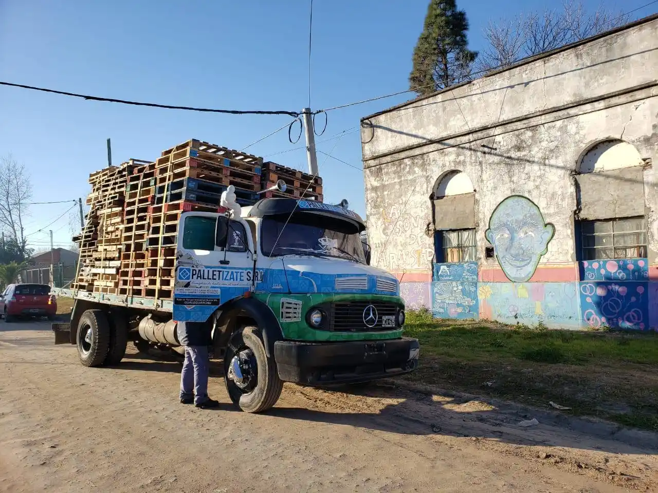 Palletizate y el municipio donaron 110 pallets