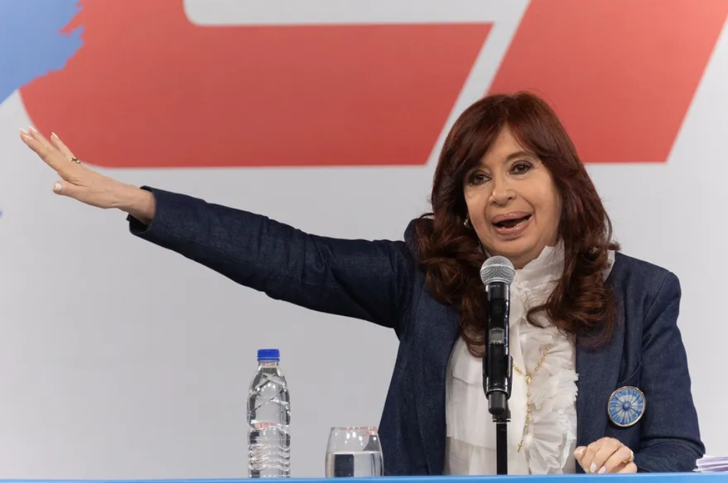 Cristina Kirchner compartió un video con artistas y figuras: “Orgullo argentino”