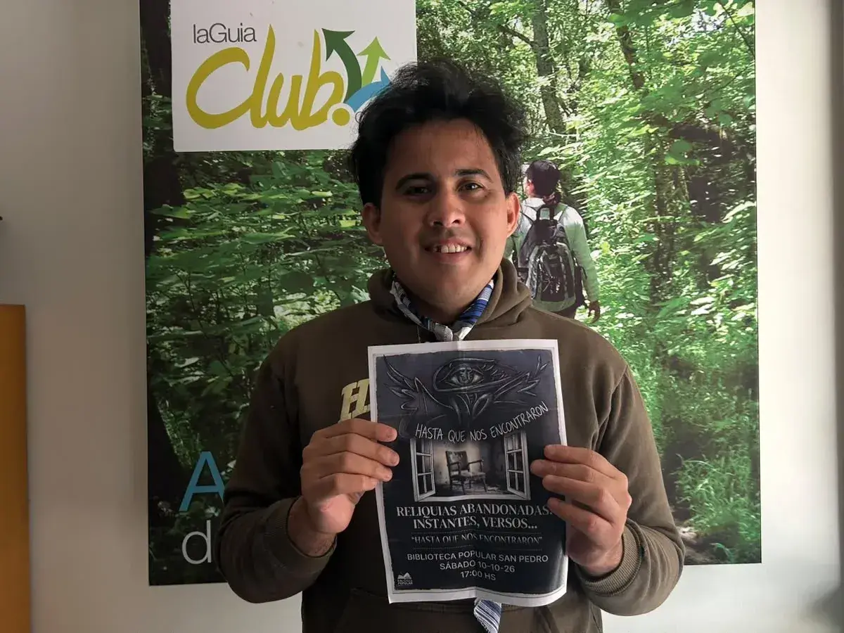 El joven expondrá sus fotos en la Biblioteca.