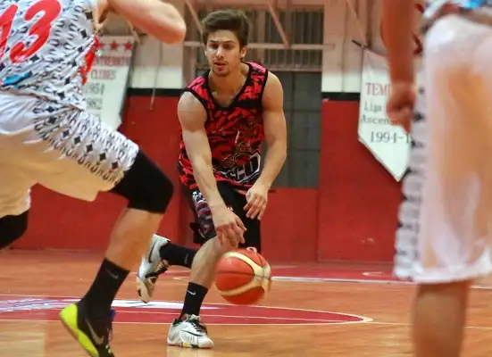 Torneo Provincial: Central Entrerriano volvió a festejar en el Bértora