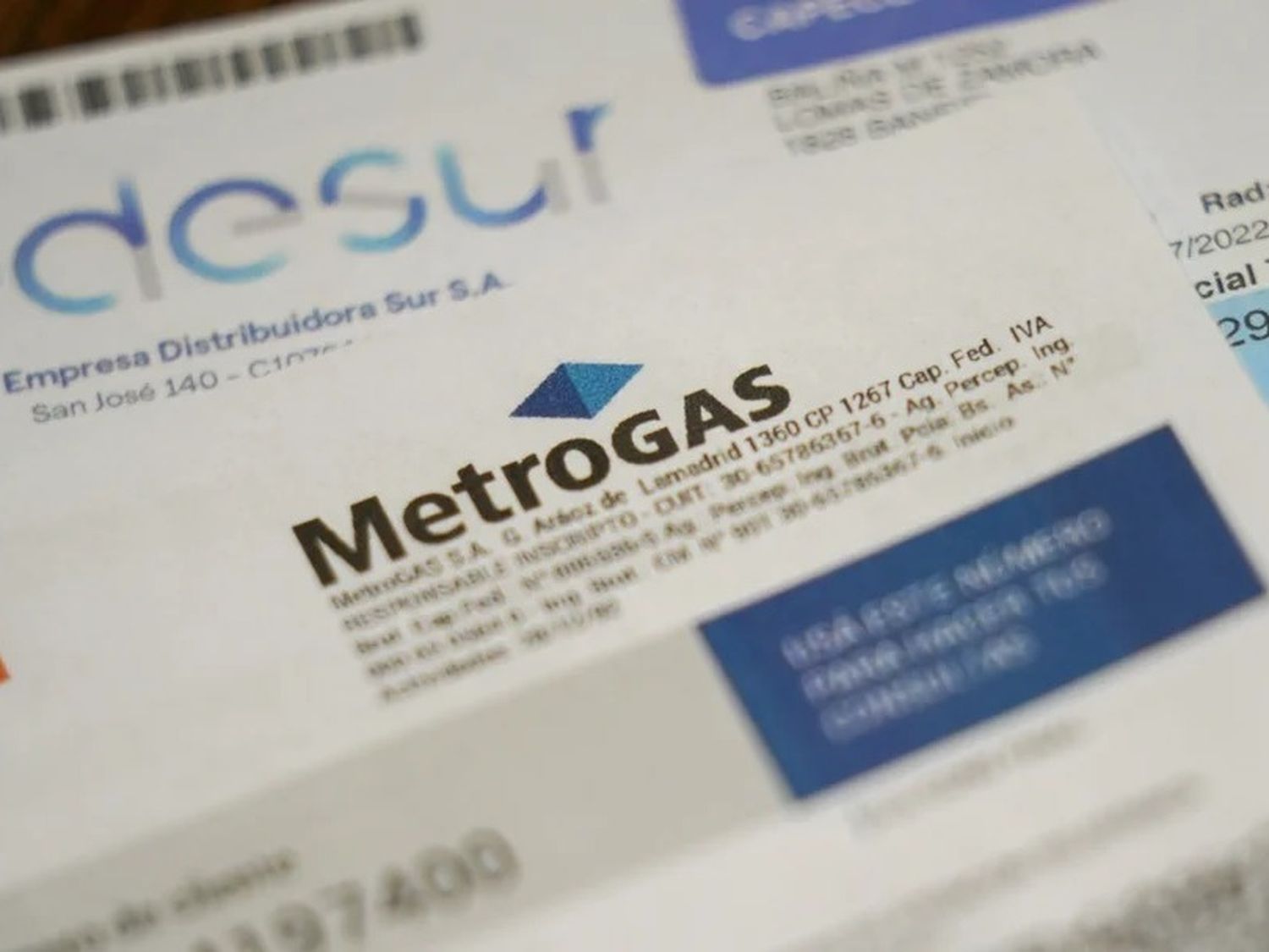 El Gobierno bajará los subsidios a las tarifas de luz y gas a casi diez millones de hogares