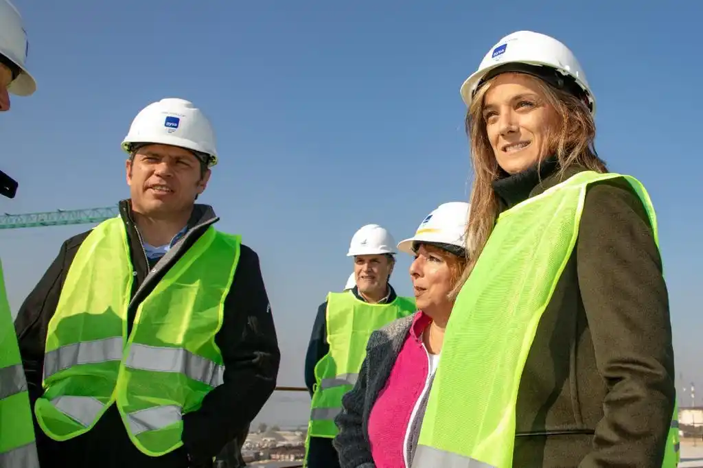 Dock Sud: Malena Galmarini y Axel Kicillof visitaron la mega obra del Sistema Riachuelo que finalizará en 2023