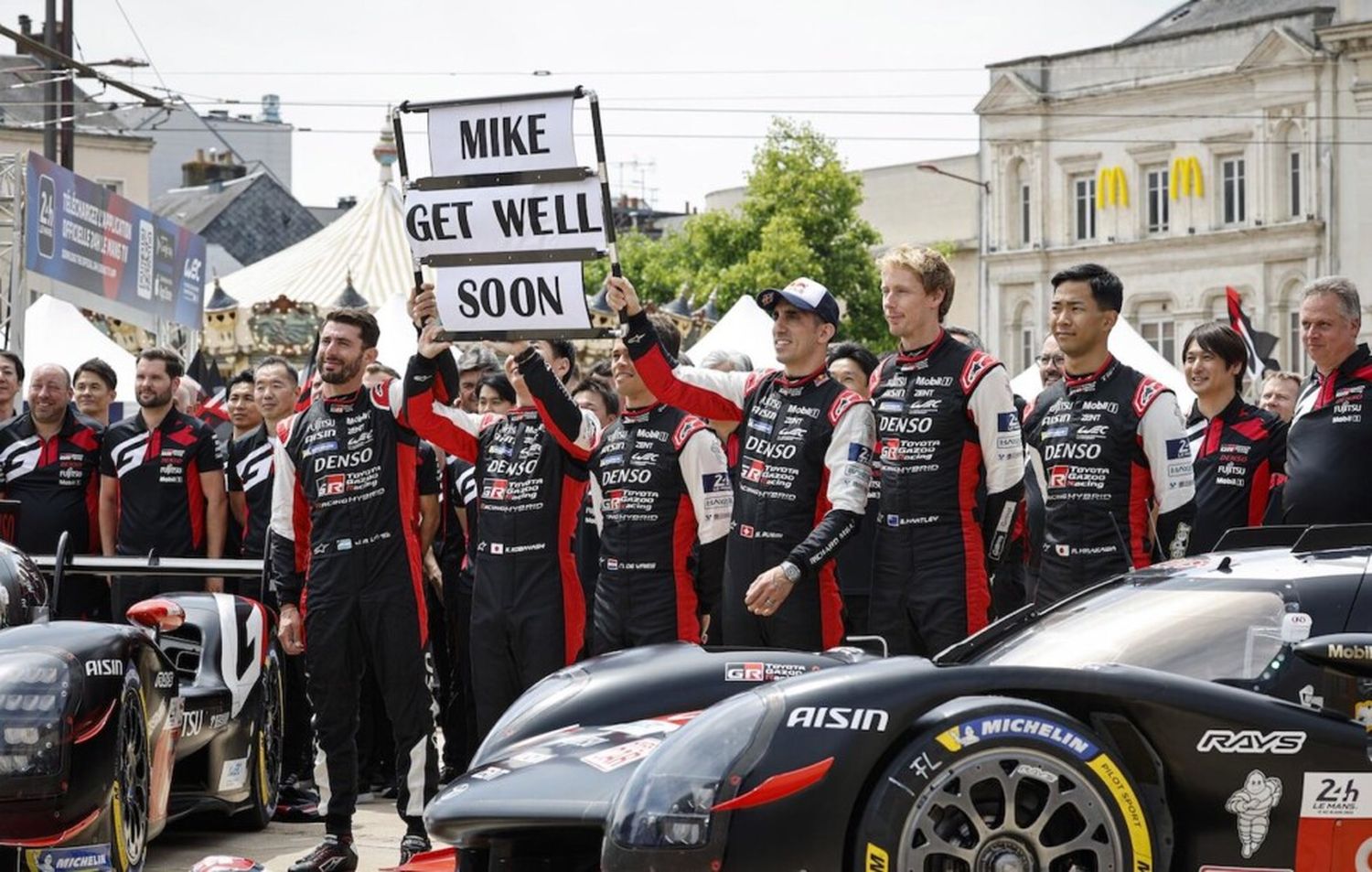 La presentación de los pilotos en Le Mans.