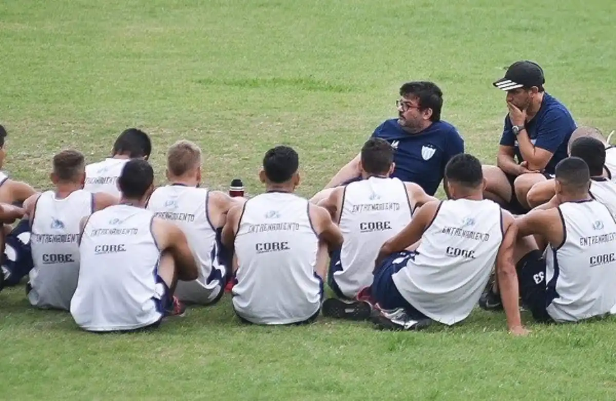 Miguel Fullana: "Tenemos que traer un jugador por línea"