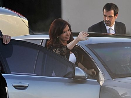 La salud de Cristina: La Presidenta fue diagnosticada con bursitis del trocánter izquierdo
