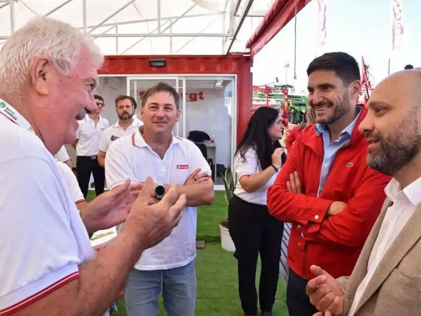 El gobernador Pullaro en la Expoagro 2024.