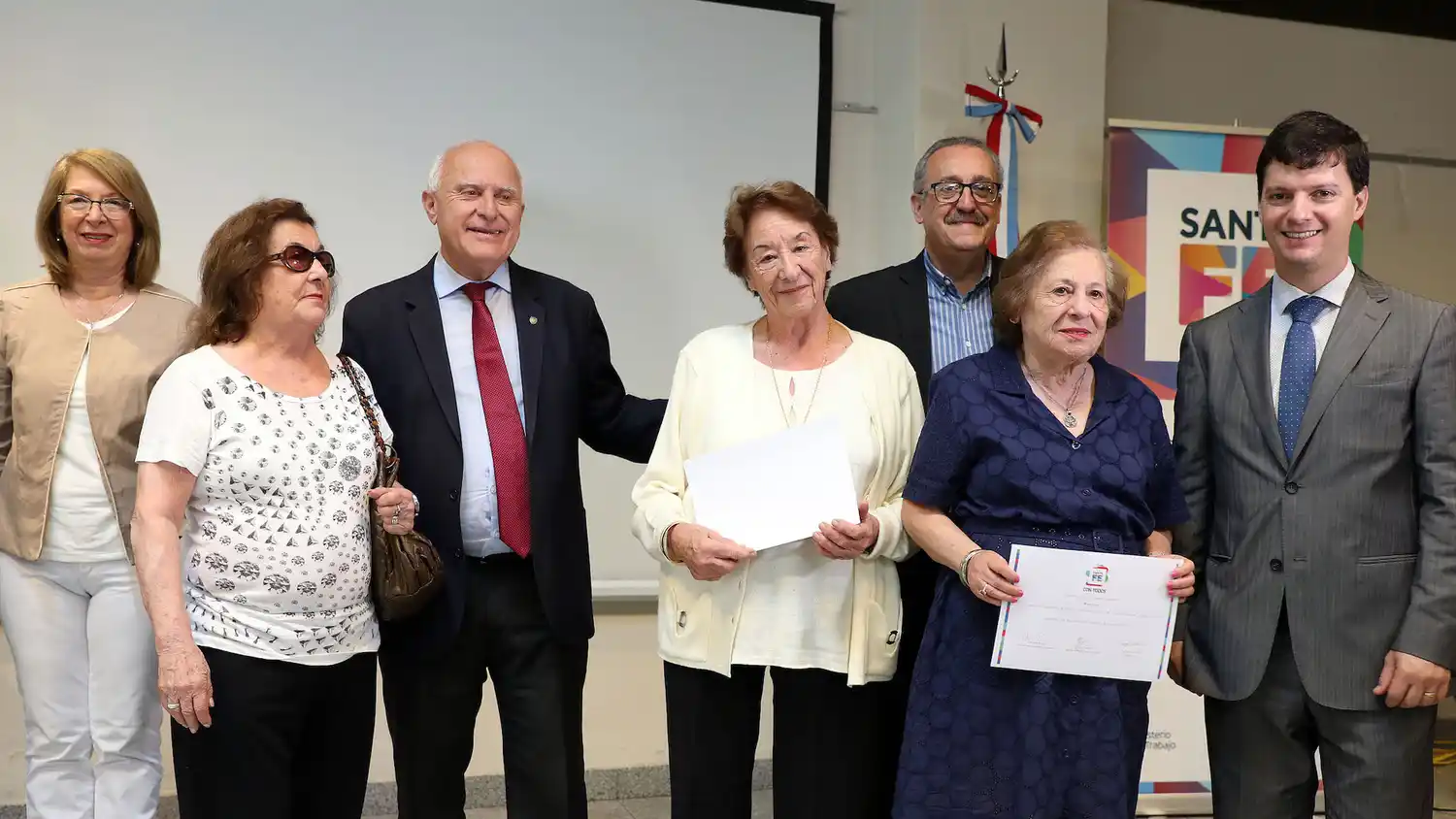 Lifschitz participó de la celebración del Día del Jubilado Provincial
