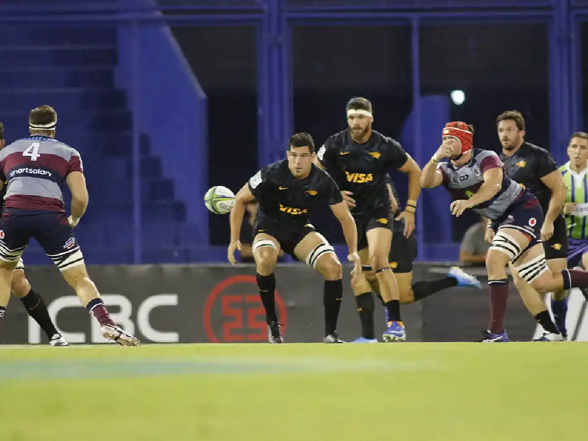 Los Jaguares vencieron a los Reds de Australia