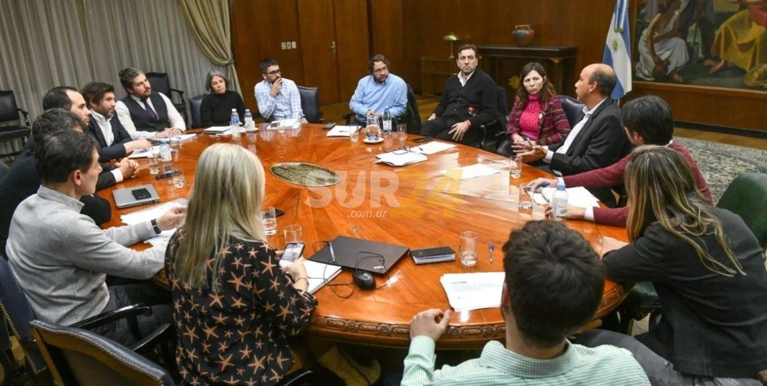 Batakis designó a su equipo económico