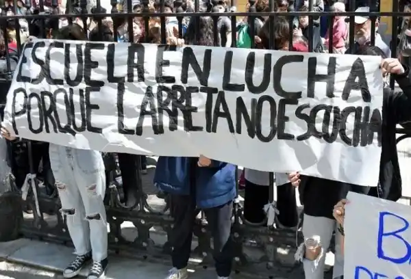Desde Entre Ríos repudiaron la denuncia de Larreta a las familias de los estudiantes que tomaron colegios