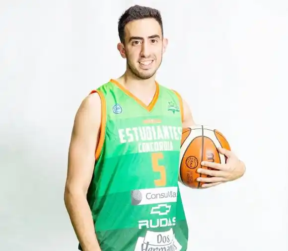 �STenemos que seguir  trabajando y  creciendo como equipo⬝