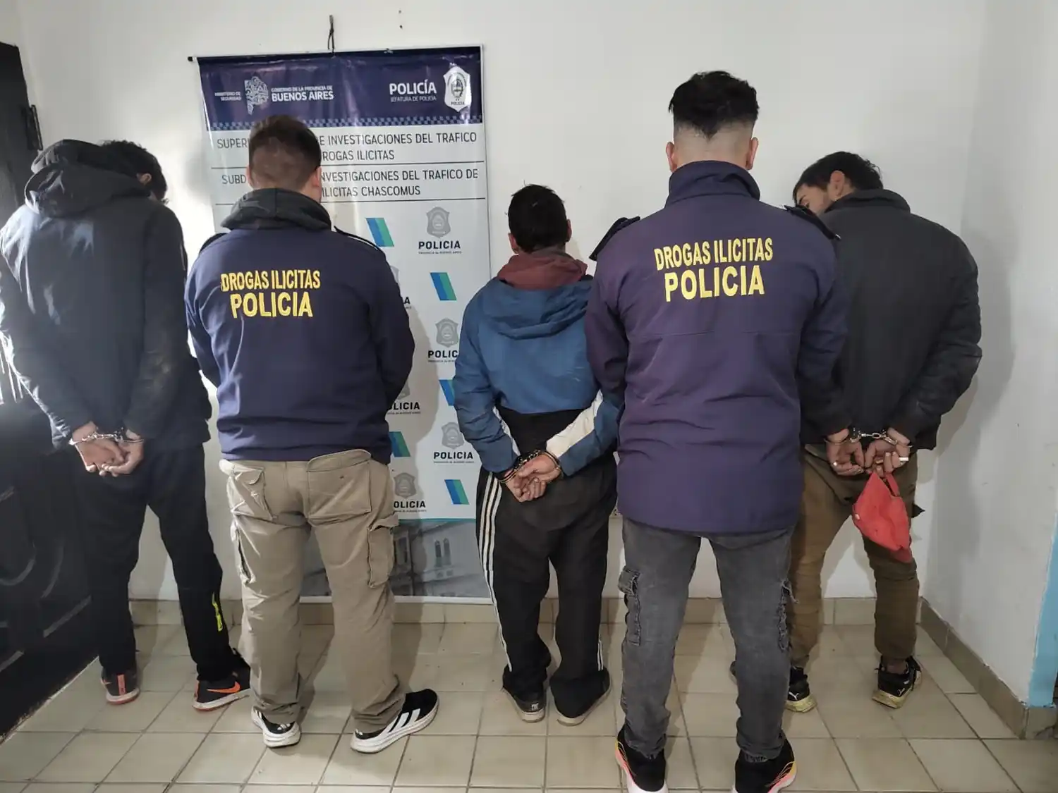 Importante operativo antidrogas en el barrio Iporá de Chascomús: tres personas fueron aprehendidas