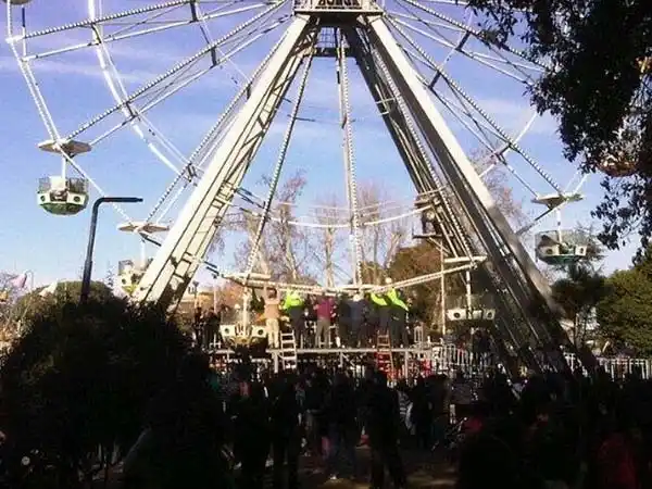 La tragedia azotó nuevamente a Rosario: dos muertos en un parque de diversiones