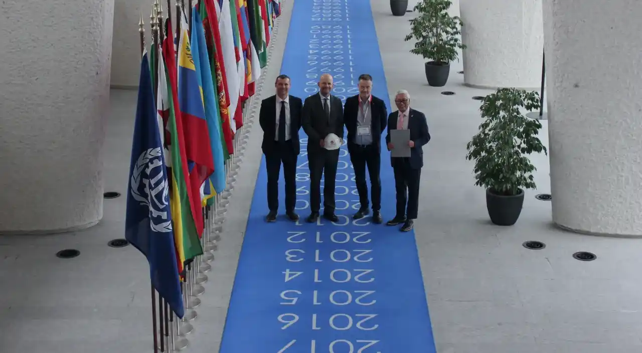 La Internacional de Trabajadores de la Construcción y la Madera (ICM) y la FIFA han suscrito un nuevo acuerdo de colaboración que establece un marco para inspecciones, formación y presentación de informes conjuntas.