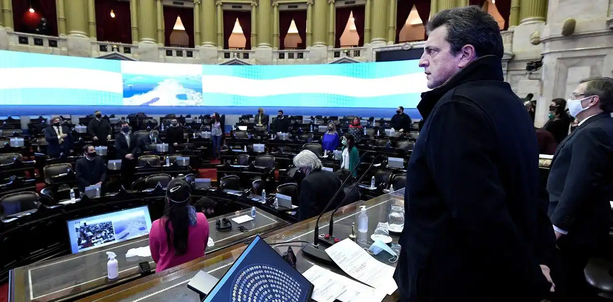 El oficialismo busca el dictamen del proyecto de Presupuesto 2022 para tratarlo el jueves en el recinto de Diputados