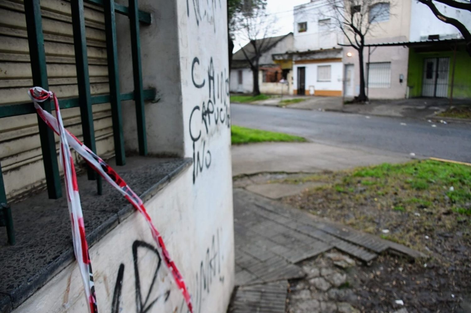 Crimen en zona sur: asesinaron a un hombre en su auto