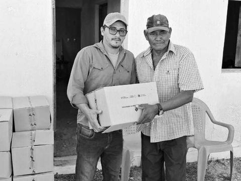 Entregaron más de 2500 cajas
alimentarias a comunidades aborígenes