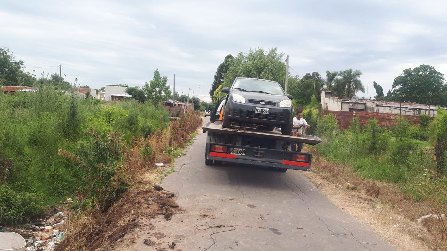 Allanamiento: recuperaron elementos robados al hombre que cayó con el auto en una zanja