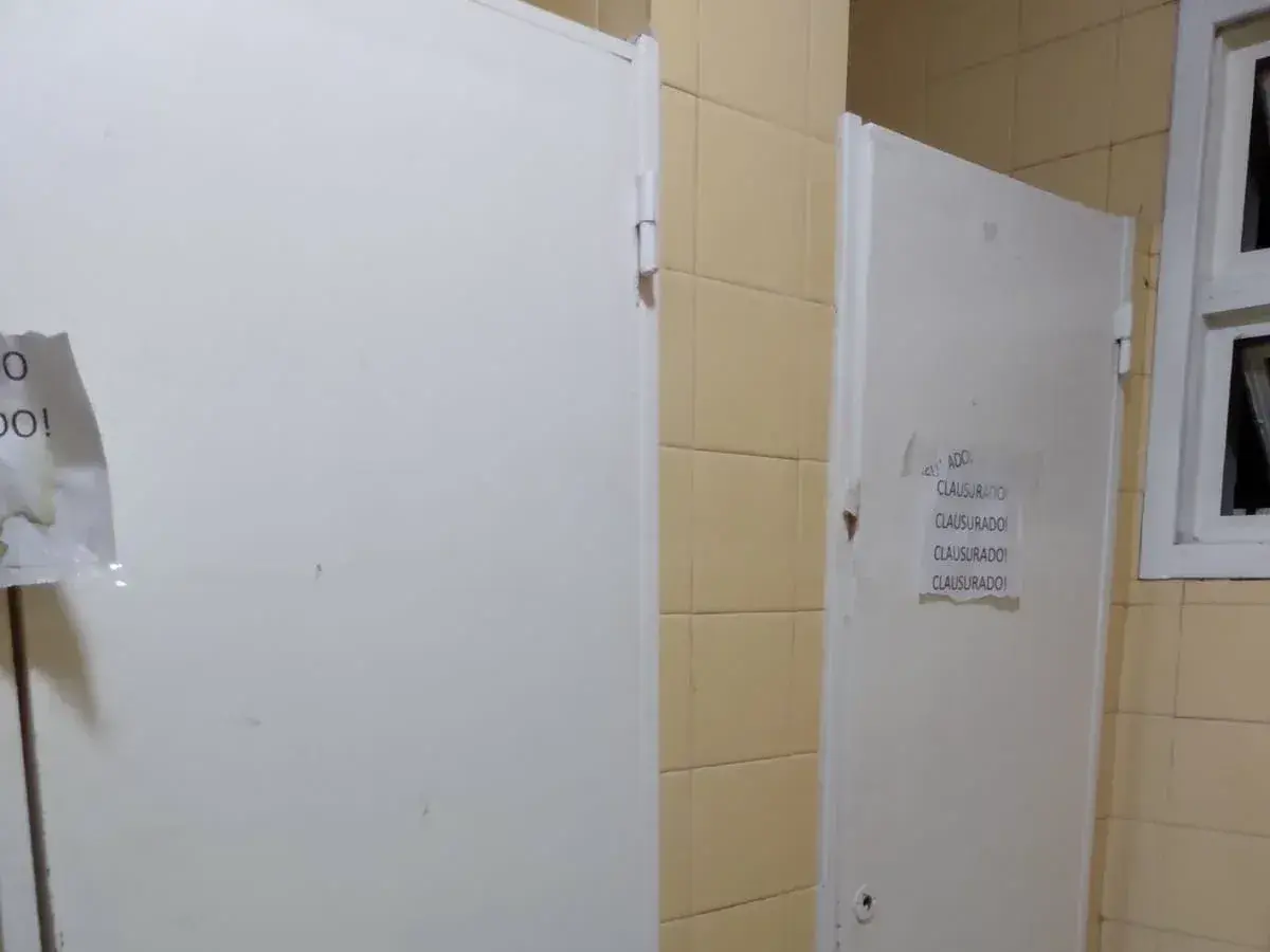 Fue al Hospital a sacarse una muela y no había anestesia