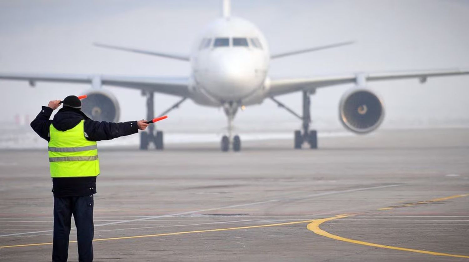 El Gobierno dictó la conciliación obligatoria para desactivar el paro de controladores aéreos