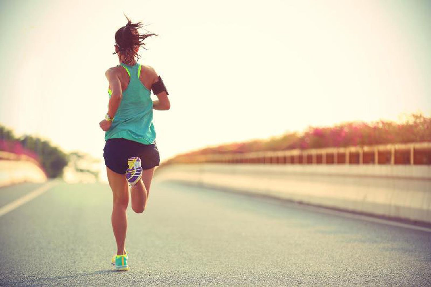 Capacitación sobre entrenamiento en running y uso de la pista