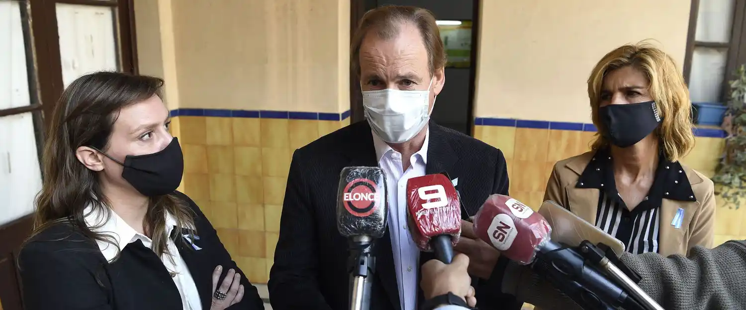 Bordet se expresó por medidas sanitarias entre todas las provincias para reducir la curva de contagios