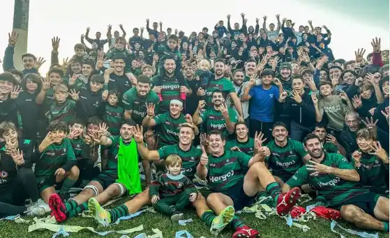 Mar del Plata Club celebrando el título obtenido.