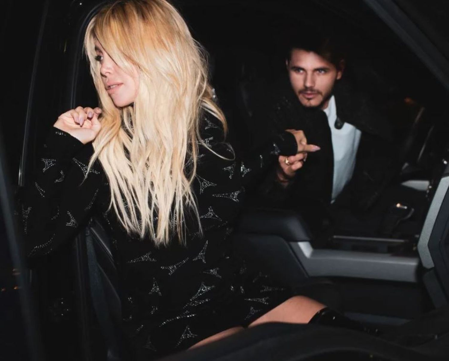 Millones en ganancias, escándalos y una sociedad que peligra: un representante apareció en medio del divorcio entre  Icardi y Wanda