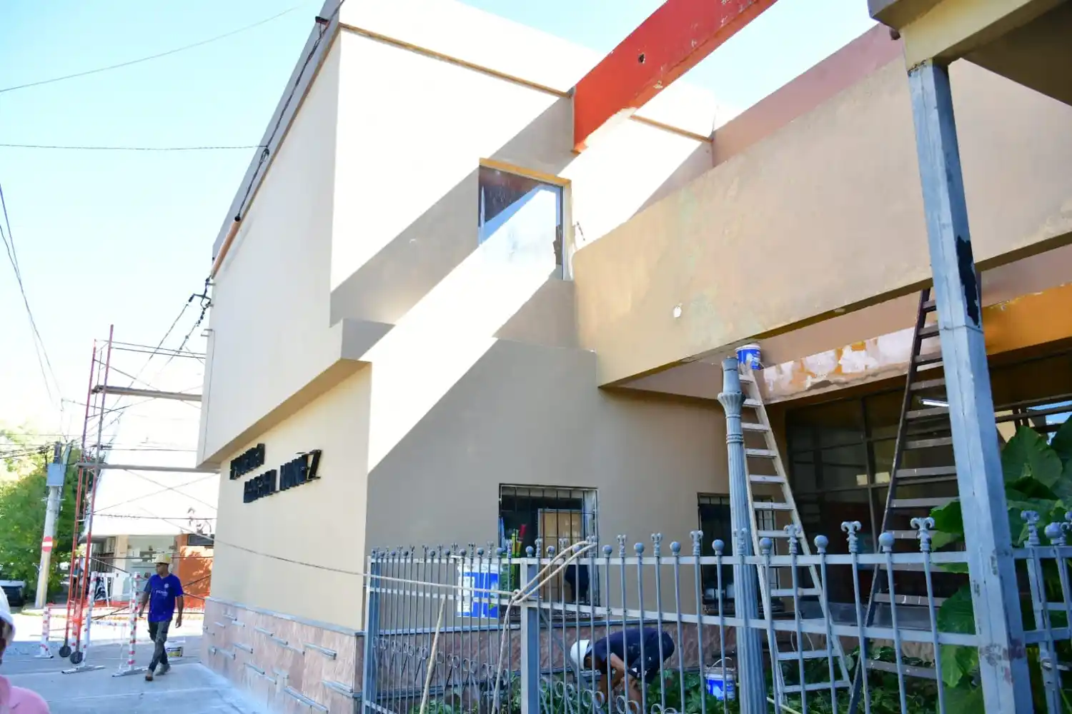 Trabajos en la Escuela Núñez de nuestra ciudad.