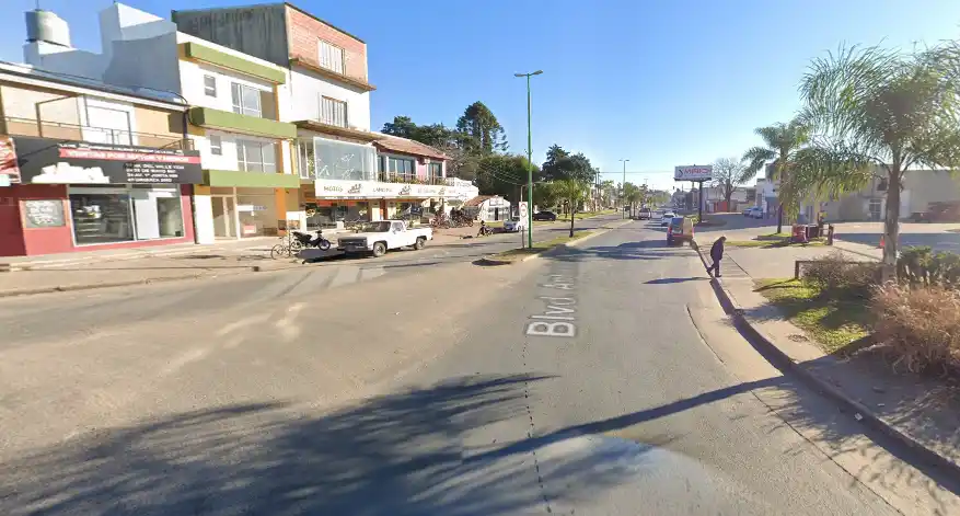 Estafaron y le robaron a una comerciante en Urquiza y Boulevard Daneri