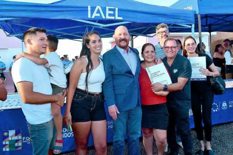 Insfrán entregó nuevas unidades
habitacionales en la Nueva Formosa