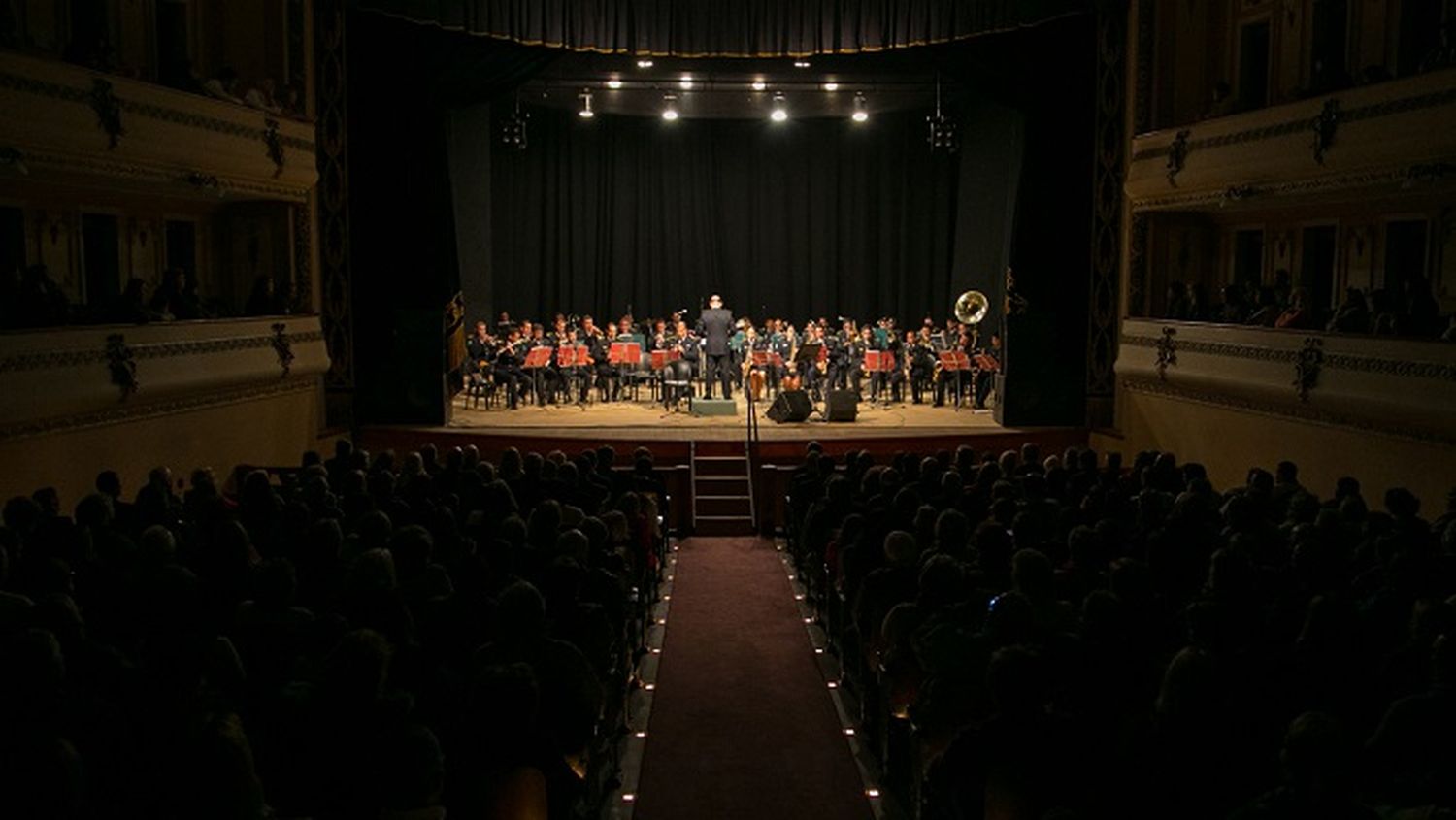 La Banda de la Policía colmó el Teatro Gualeguaychú