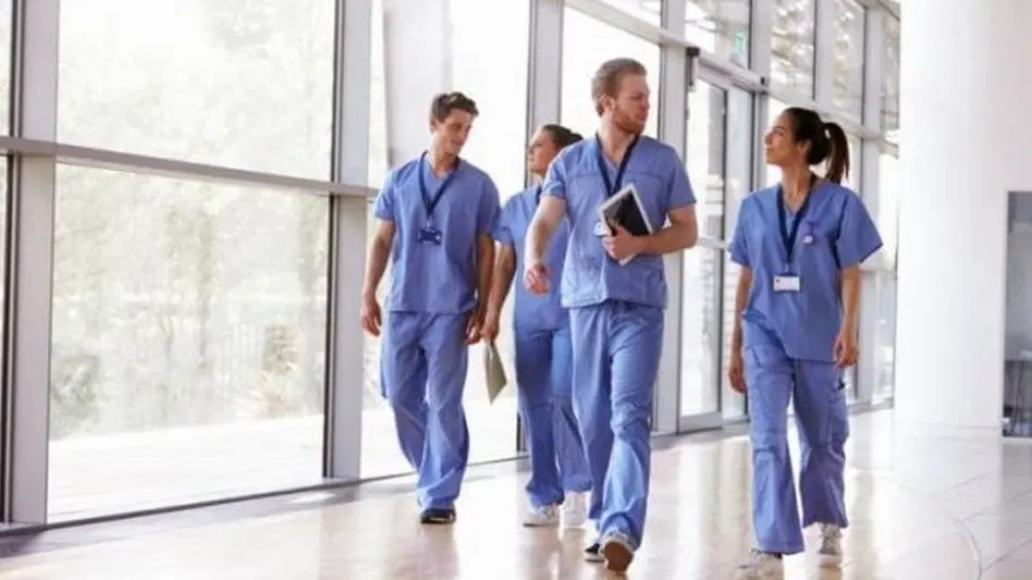 Se anunció un incentivo de 15 % para egresados en pediatra, clínicos, neonatólogos, terapistas y psiquiatras