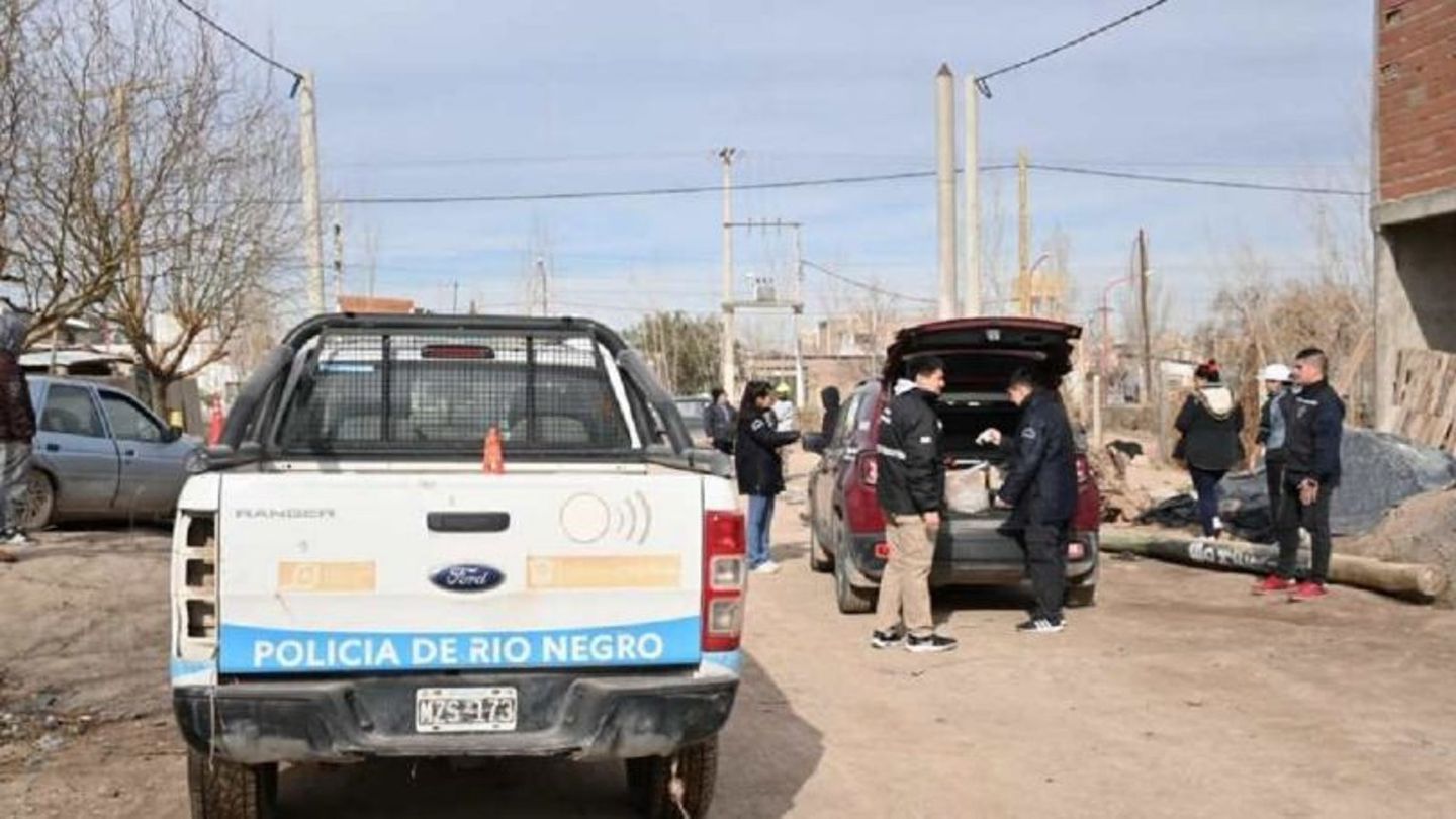 Horror en Río Negro: hallaron el cadáver de un bebé que fue devorado por perros