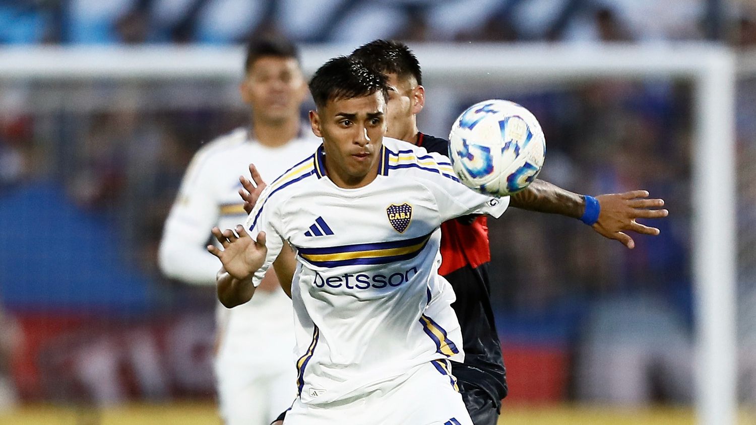 En Tigre, por la decimosexta fecha del Torneo Apertura de la Liga Profesional