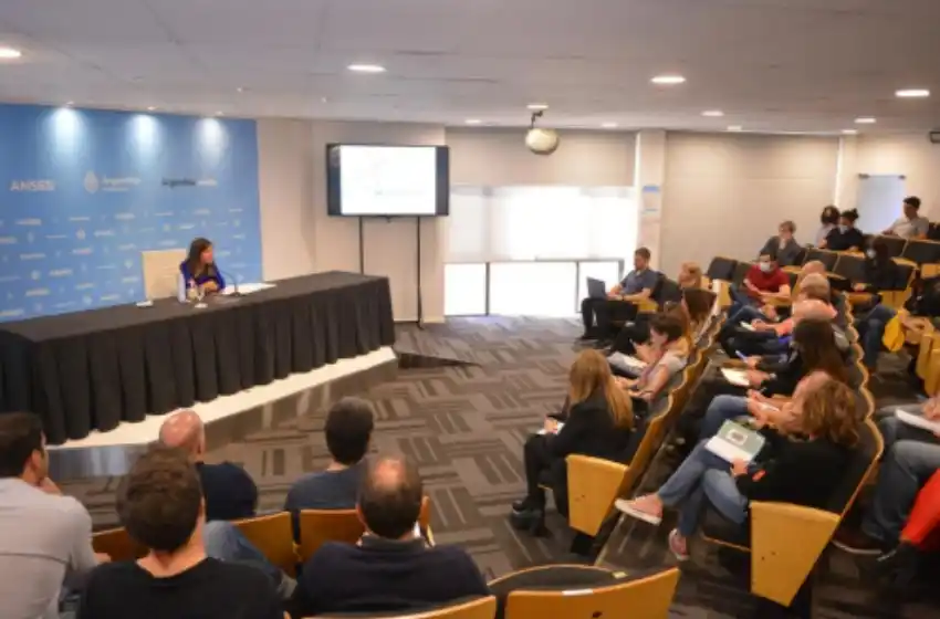 Fernanda Raverta anunció que ya está abierta la inscripción al refuerzo de ingresos