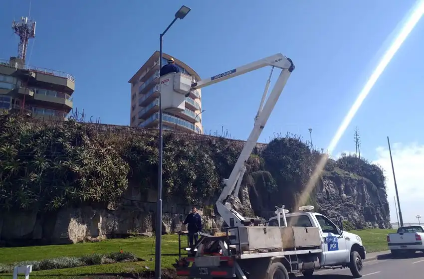 Arroyo en el Paseo Dávila: "Las farolas eran muy románticas, pero no se veía nada"