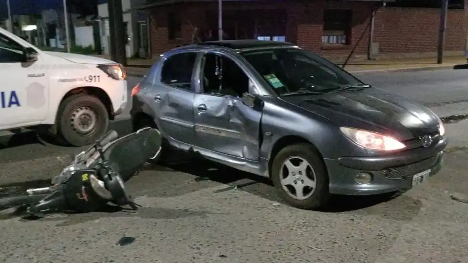 Un hospitalizado tras un choque en Lavalle y Sáenz Peña