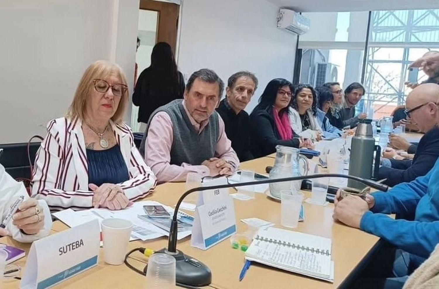 Docentes bonaerenses pidieron a la Provincia un aumento salarial para octubre