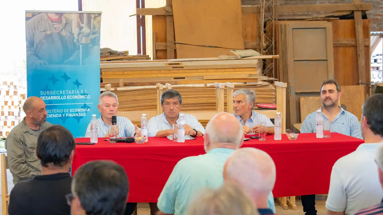 El Gobierno de Formosa firmó un nuevo convenio para la provisión de mobiliario escolar