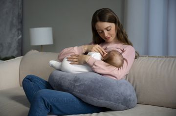Alerta por la caída de la lactancia materna exclusiva: solo el 44,7% de los bebés la recibe hasta los 6 meses