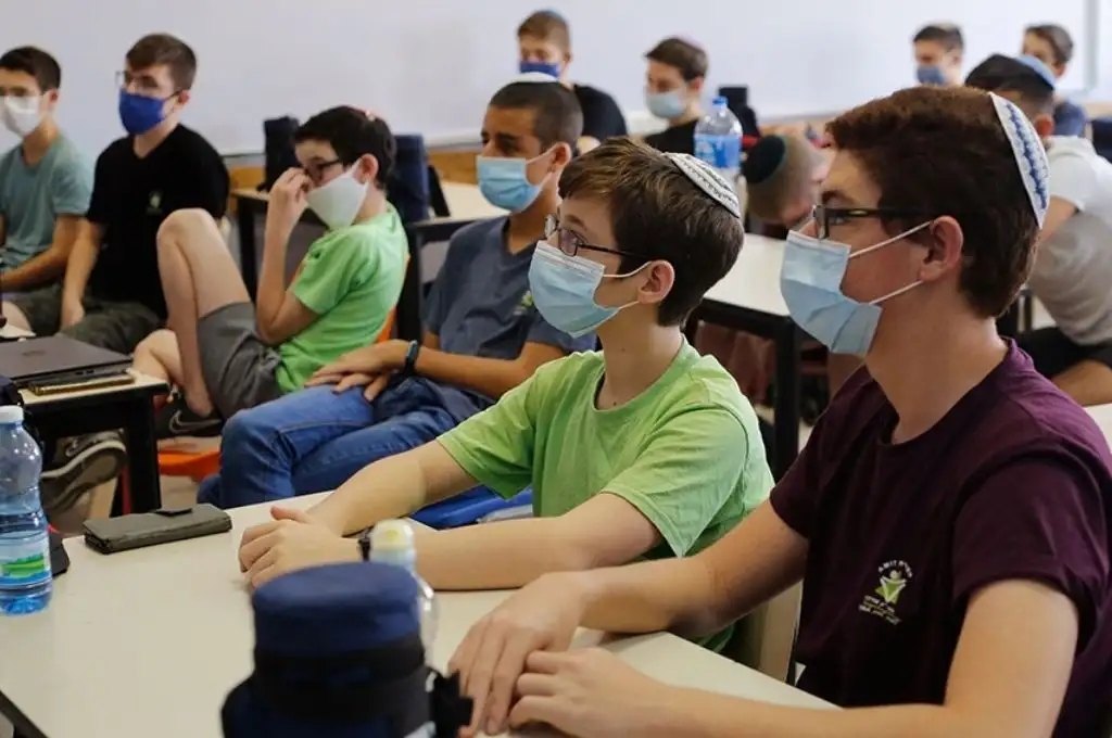 A pesar del récord de contagios, Israel no modificará el inicio de las clases presenciales