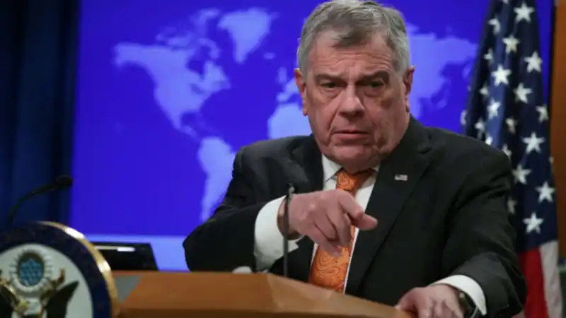 Michael Kozak: 96% de los venezolanos viven en pobreza