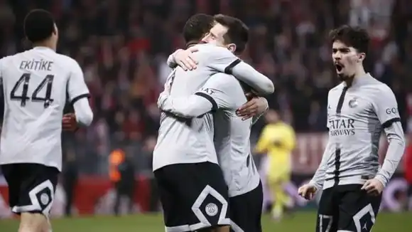 ASISTENCIA DE MESSI Y GOL DE MBAPP�0 EN LA �aLTIMA PARA EL TRIUNFO DE PSG