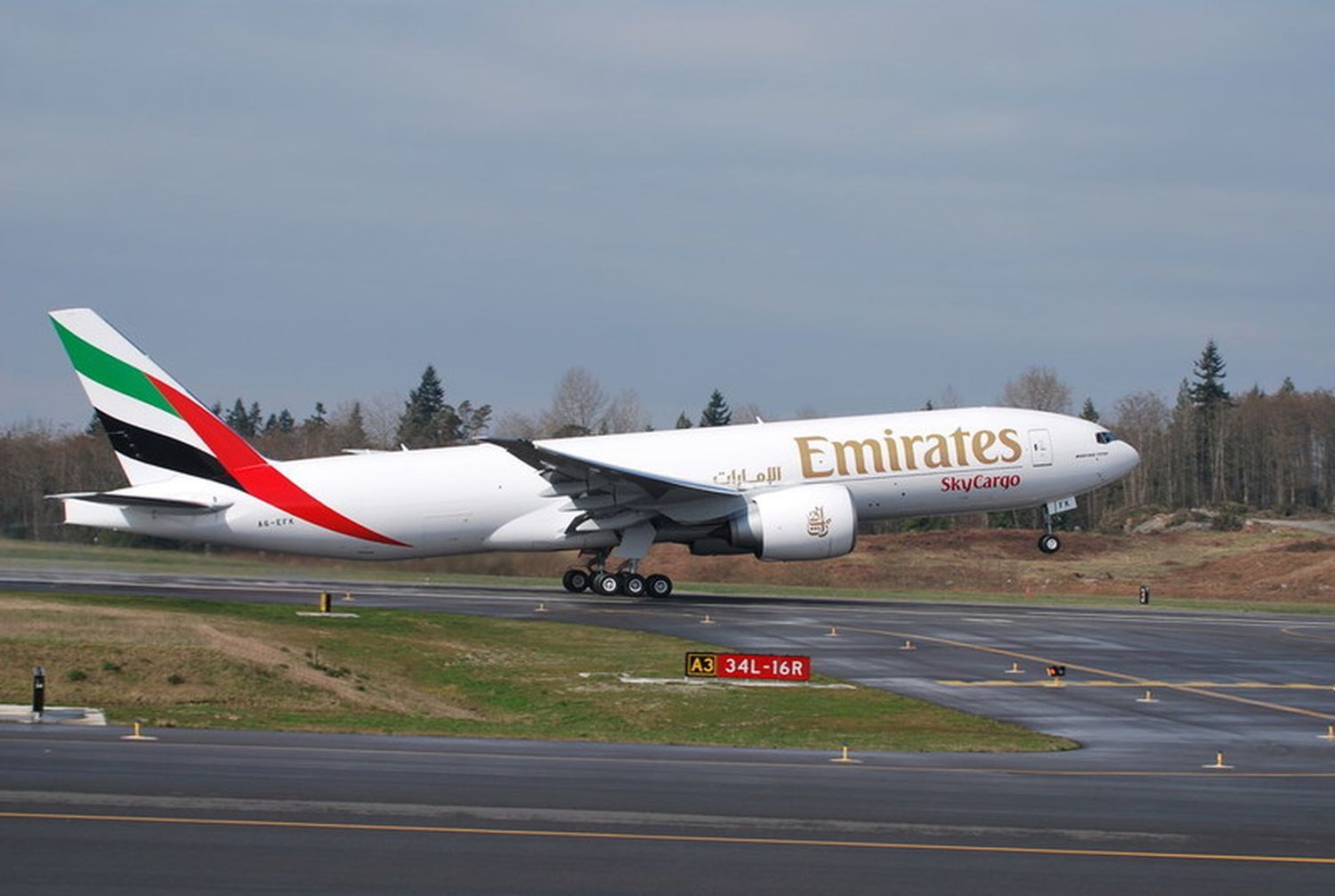 Dubai 2021: Emirates SkyCargo buys two Boeing 777Fs and converts four 777-300ERs