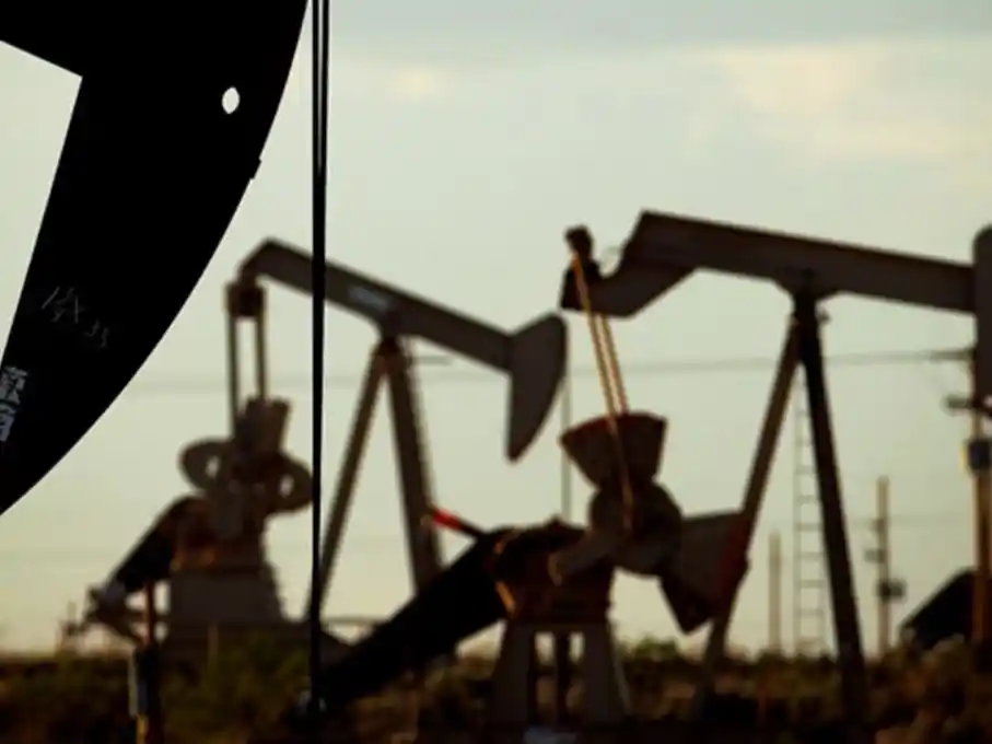 Accidente en un pozo petrolero de YPF (Foto de archivo: AP)