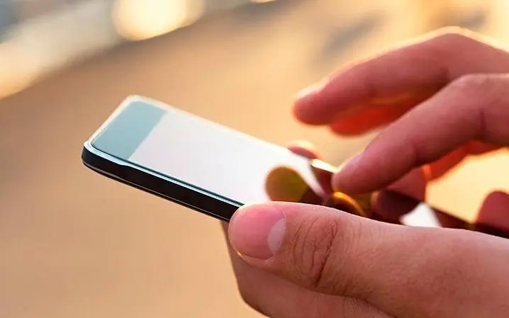 Enojo de los usuarios: Colapsó el sistema de registro de celulares prepagos
