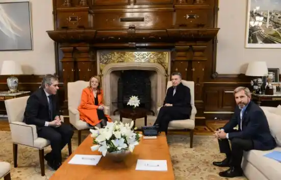 Macri y Alicia Kirchner acordaron la ayuda financiera a Santa Cruz