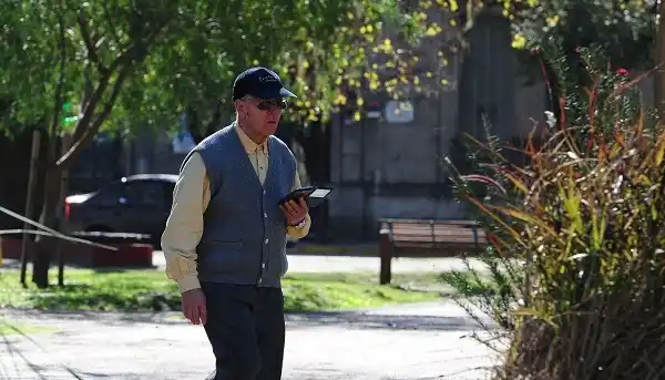Aparecieron nuevas fotos y videos que comprometen a Gustavo Rivas 